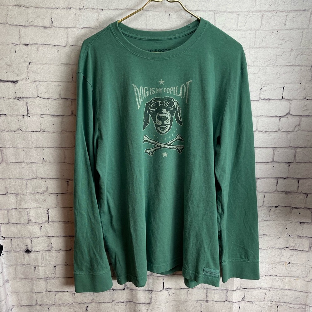 Life is good Mens size large long sleeve crusher tee STAINED